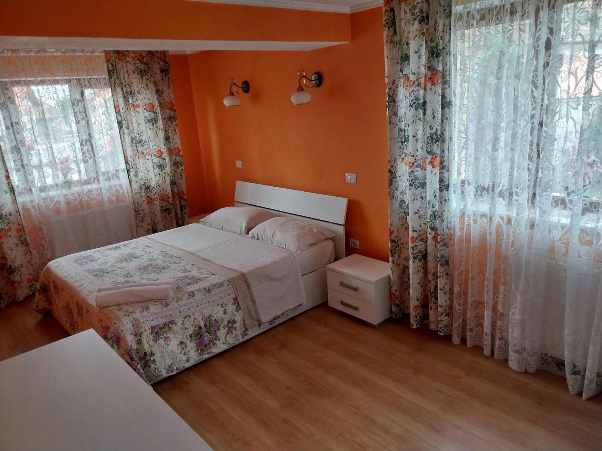 Serena House Cartisoara Room photo