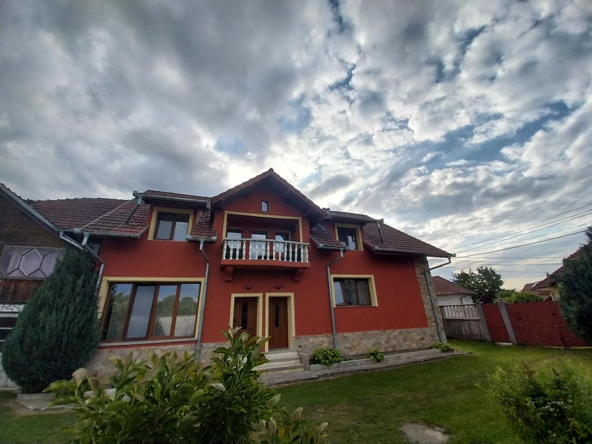 Serena House Cartisoara Exterior photo
